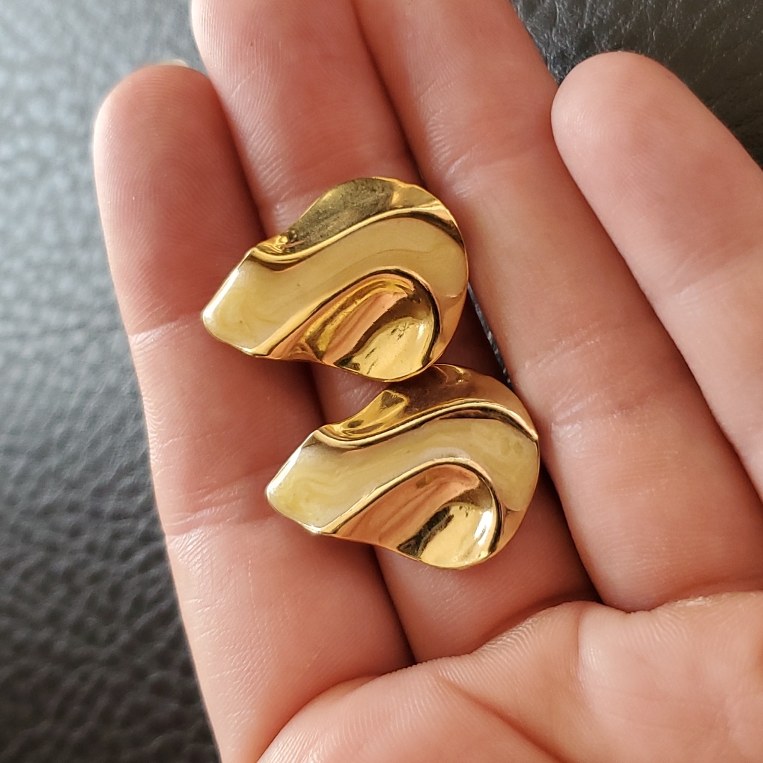 Vtg Earrings